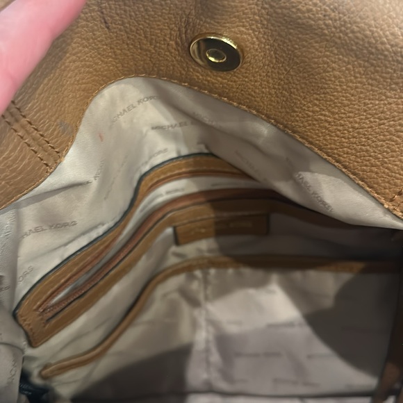 Michael Kors Large Pebbled Leather HOBO bag - Picture 6 of 12